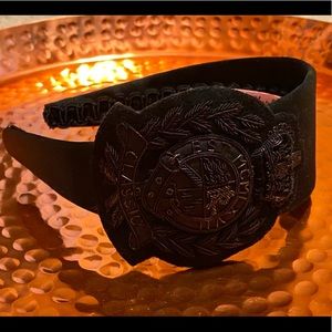 New York Nat. School Girl Headband. Black Satin.